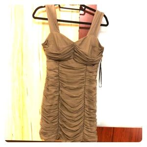 Brownish dress, beige tone